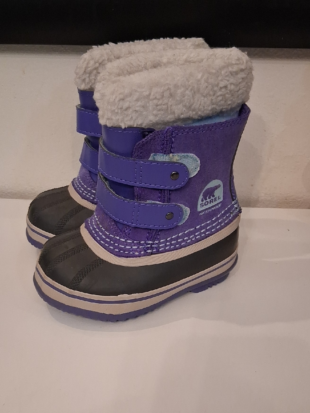 Sorel Kids Purple and Black Insulated Winter Boots with Faux Fur Cuff